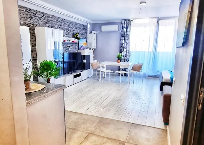 Seveneleven Apartment *