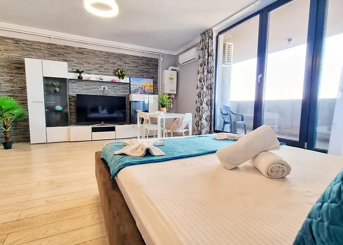 Seveneleven * Eforie Nord