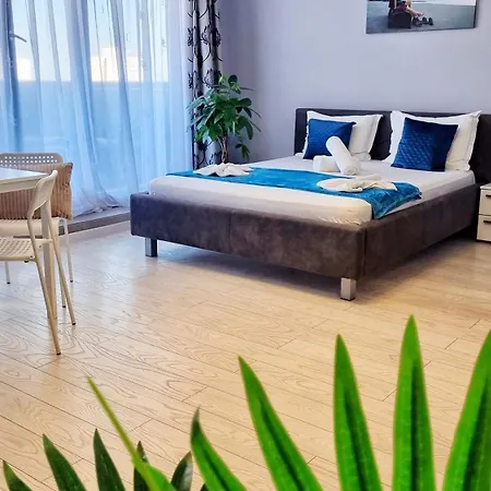 Seveneleven Apartment *